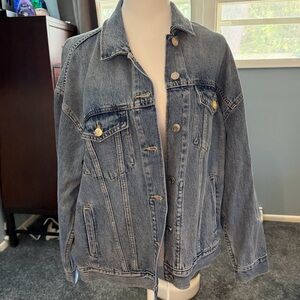 Gap Jean Jacket relaxed fit, large. Never worn
